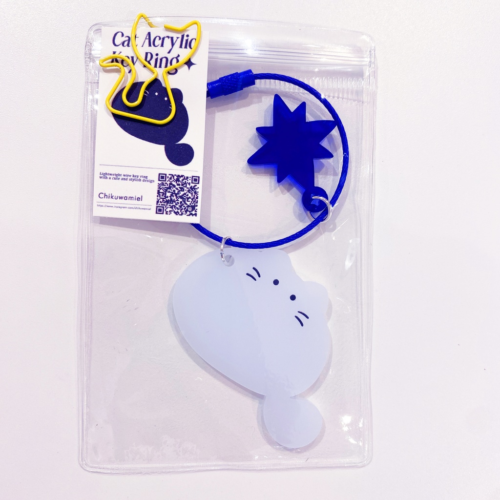 ねこちゃんワイヤーキーリング⑦ 雪ねこ 星