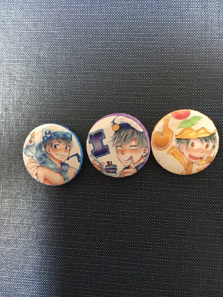 スイーツ松缶バッチ