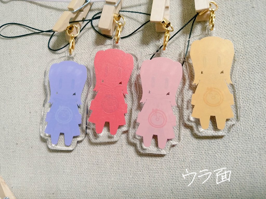 【カラーバリエーションアクリルストラップ】ルフレ♀