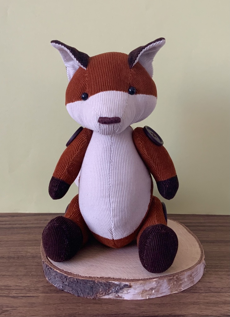 きつねくんのぬいぐるみ