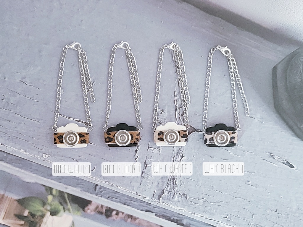 Leopard Camera ( Monotone )