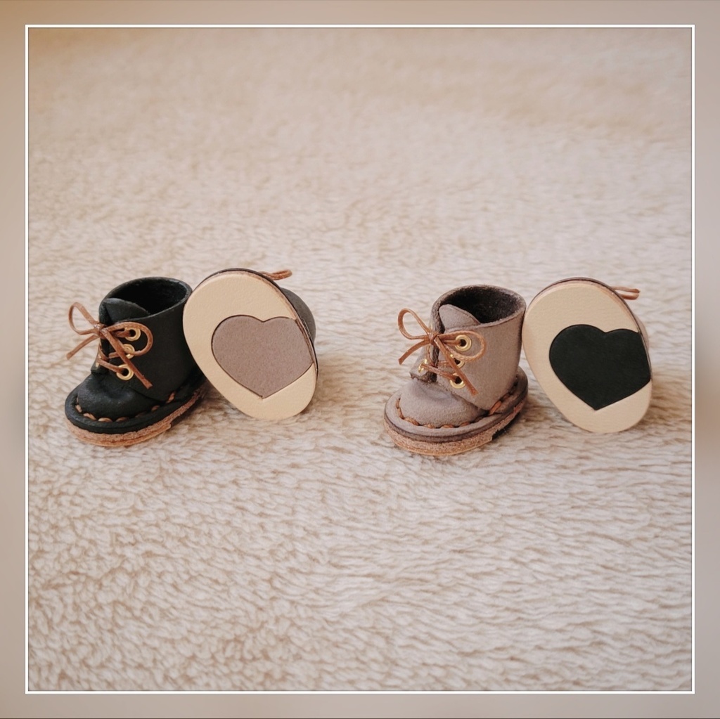 Heart Sneakers ( WhiteDay Color )