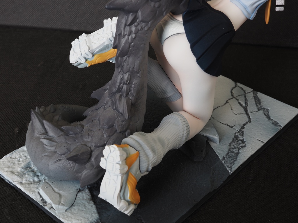 「囚われ竜の放課後」