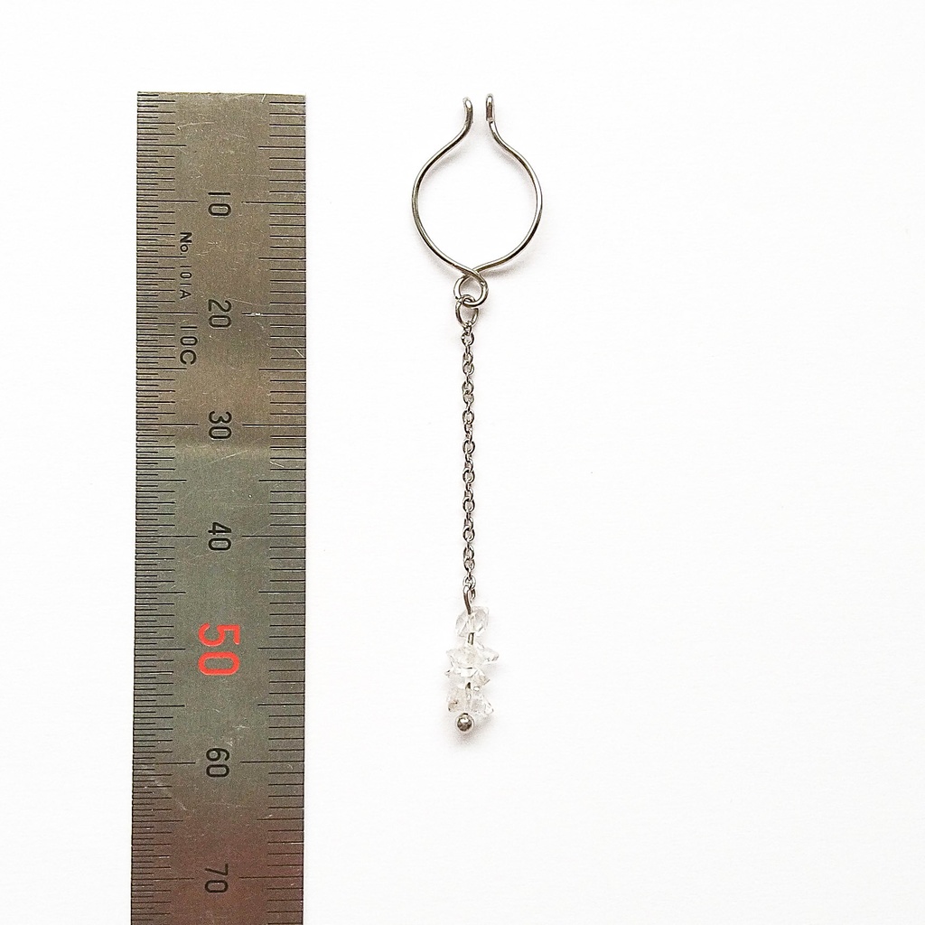 クリスタルのロングイヤーカフ【金属アレルギー対応】