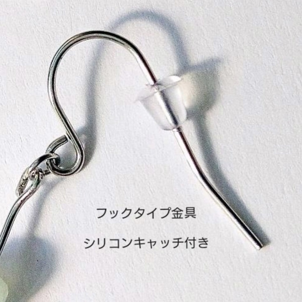 タンザナイトの紫陽花ピアス