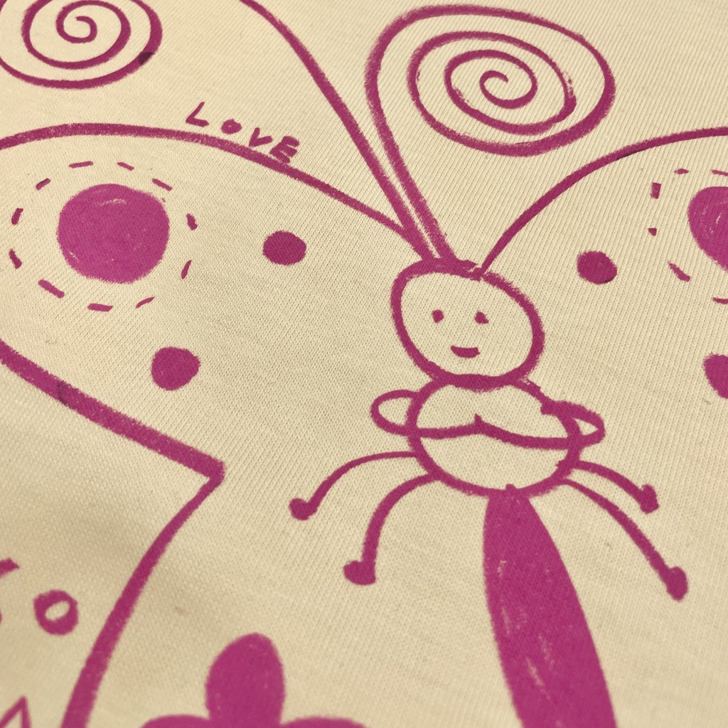 【リトグラフTシャツ】Praying Butterfly (apricot cream)
