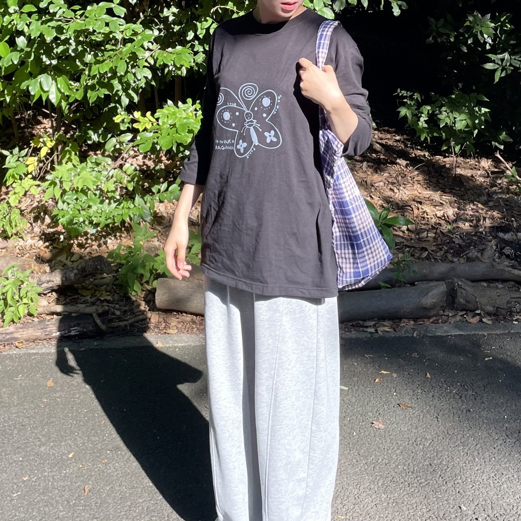 【リトグラフTシャツ】Praying Butterfly (black sesami)
