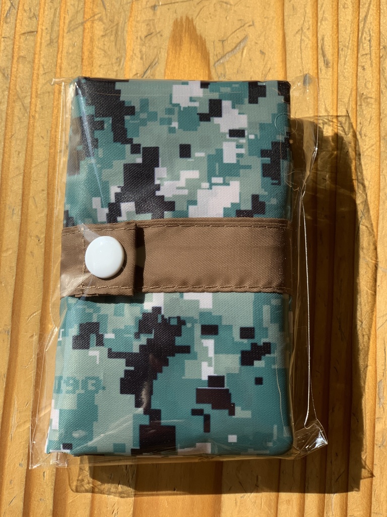 【ヤマメ日和5周年記念カラー】肉球デジタル迷彩フルグラフィックエコバッグ