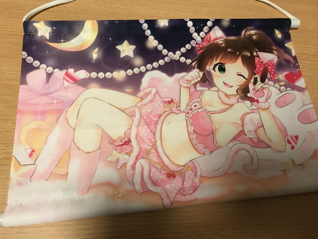 ドラマチックネコチャン A4タペストリー