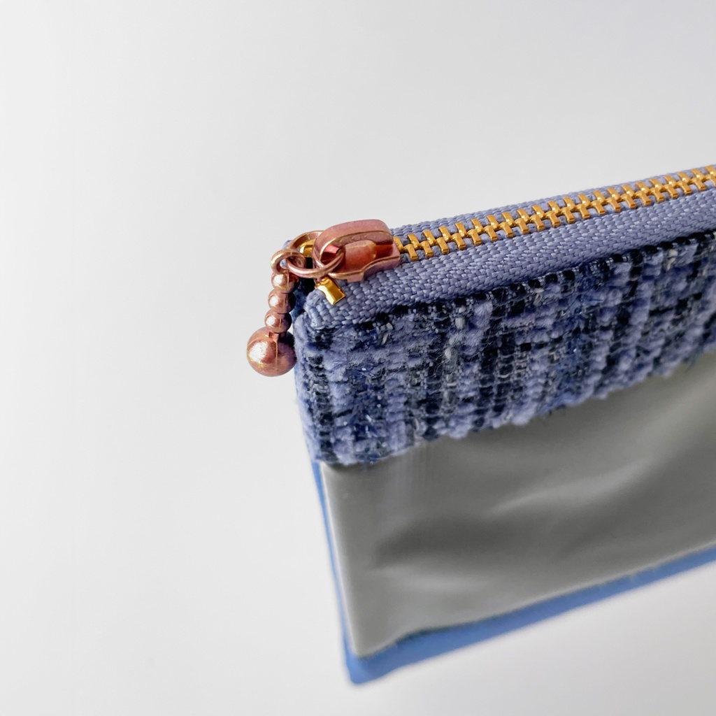 窓付きポーチ/Dytica