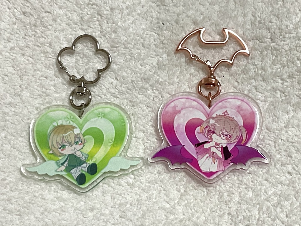 シルワ姉弟と双生王のリバーシブルアクキー