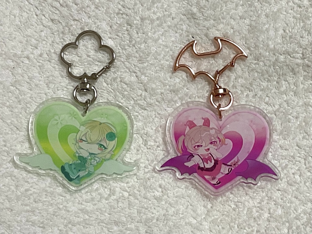 シルワ姉弟と双生王のリバーシブルアクキー