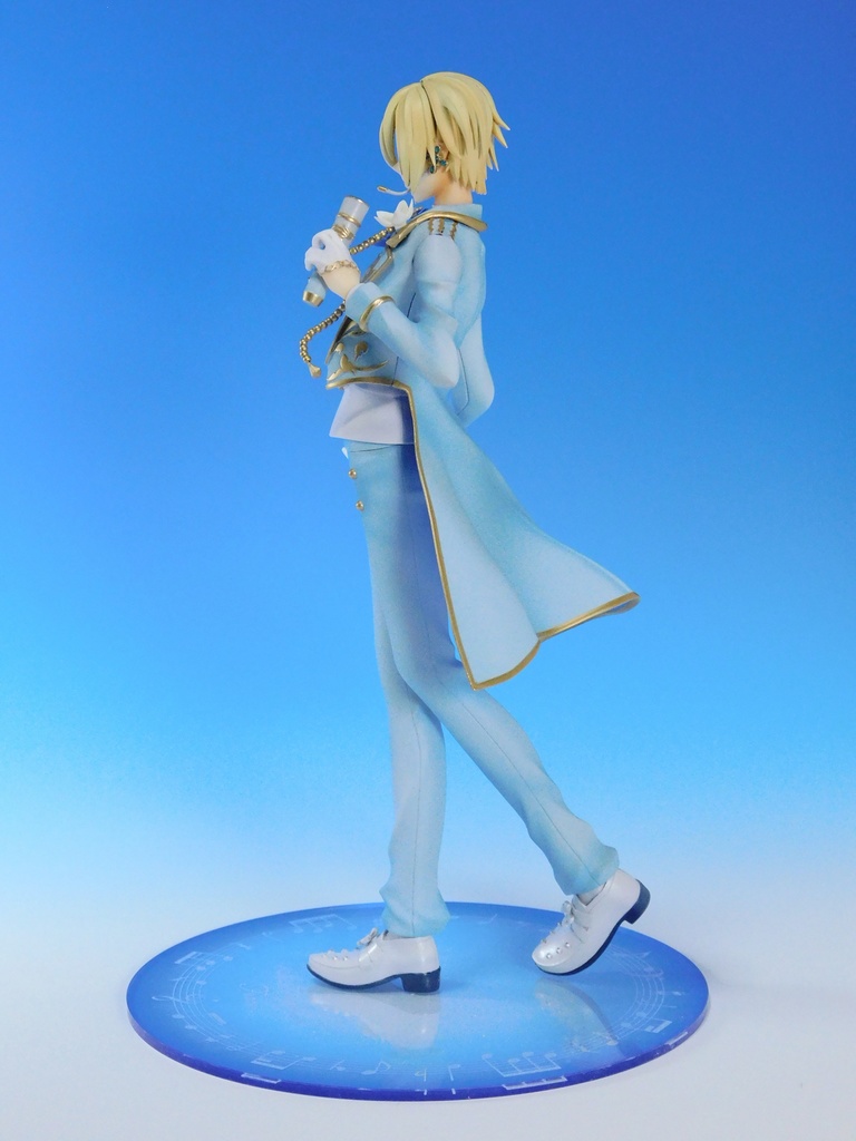 天祥院英智(マグノリア衣装)ガレージキット