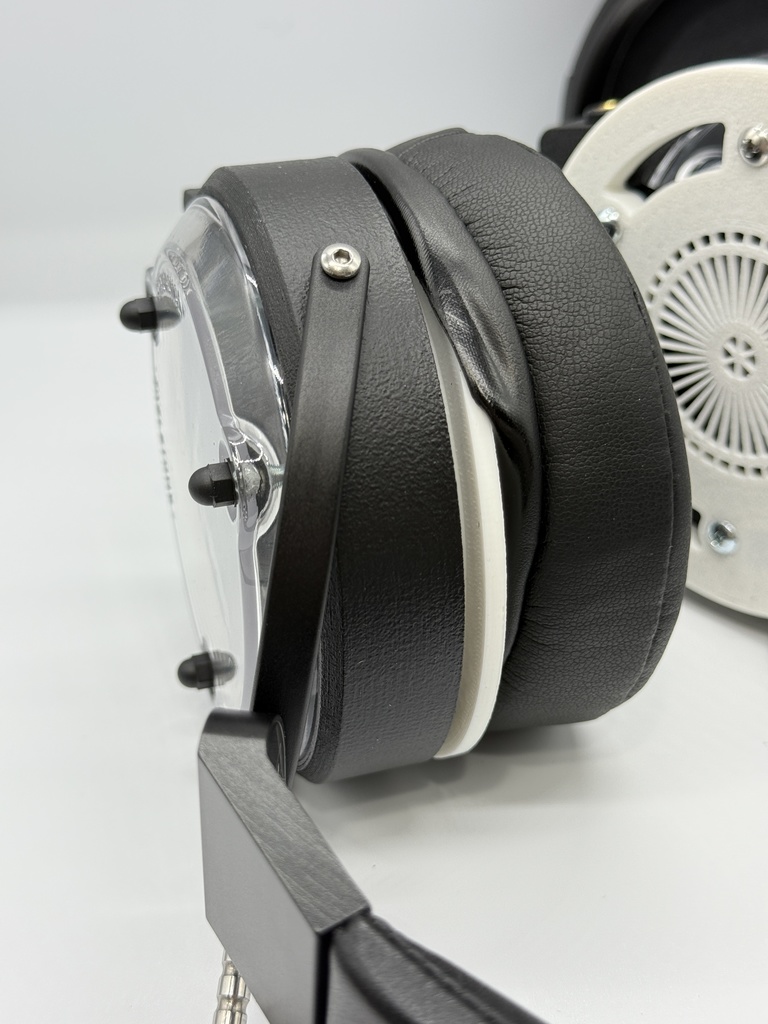 TOMOWORKS SKELETONE クリアー