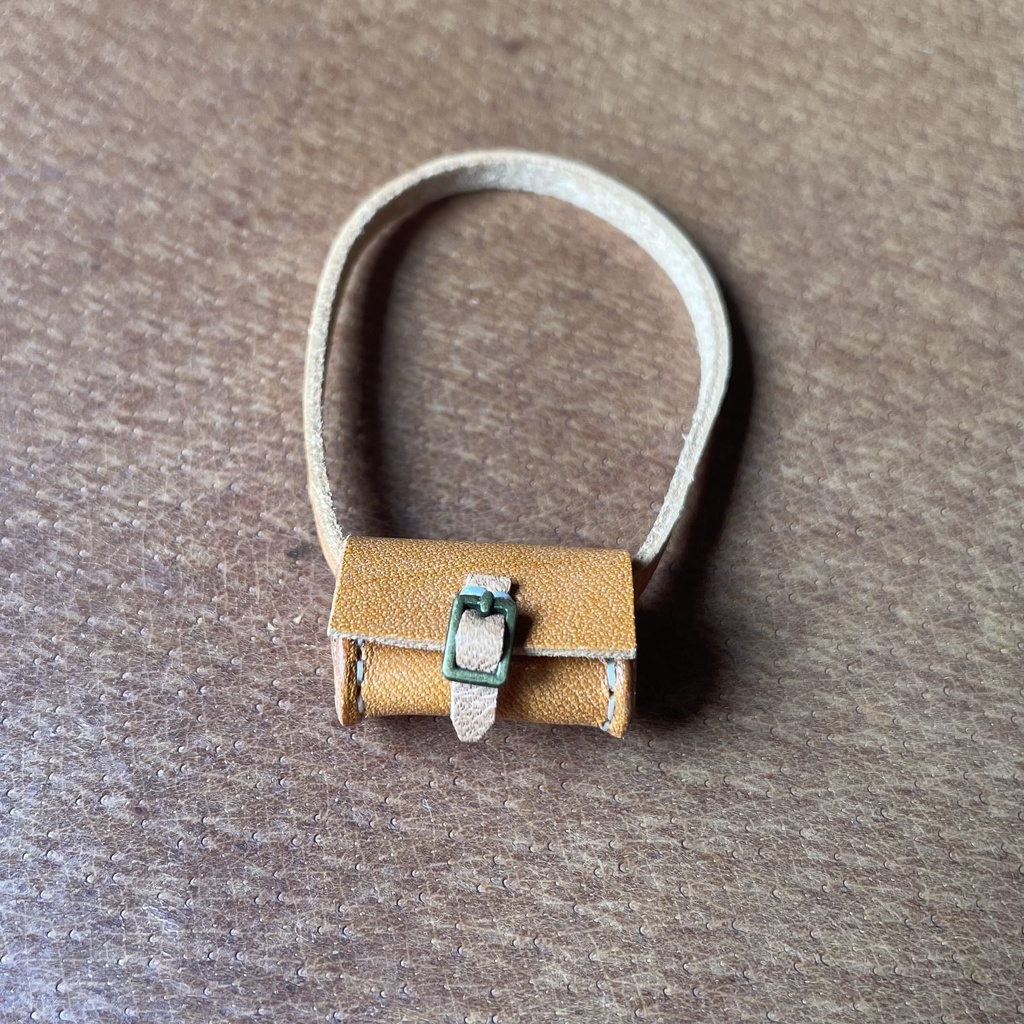 オビツ11 ショルダーバッグ 本革