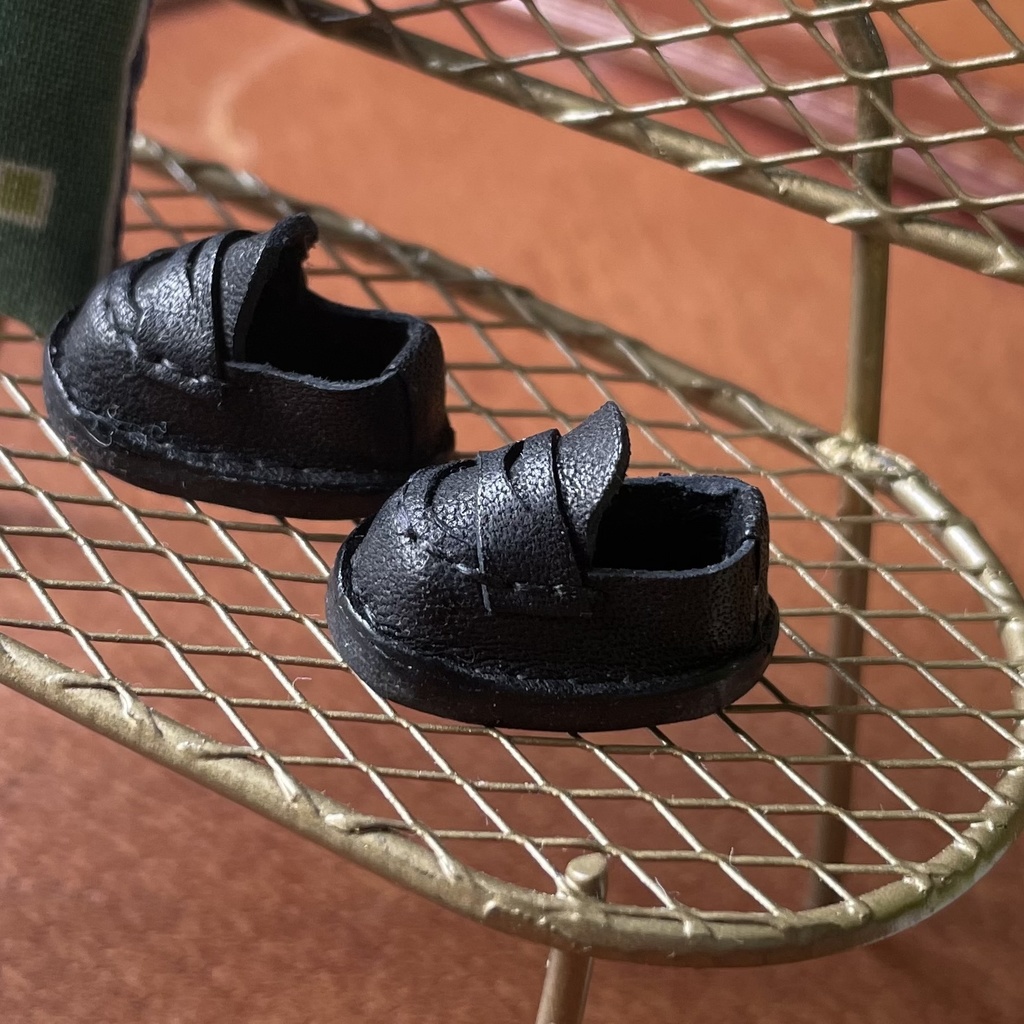 オビツ11 ローファー 本革