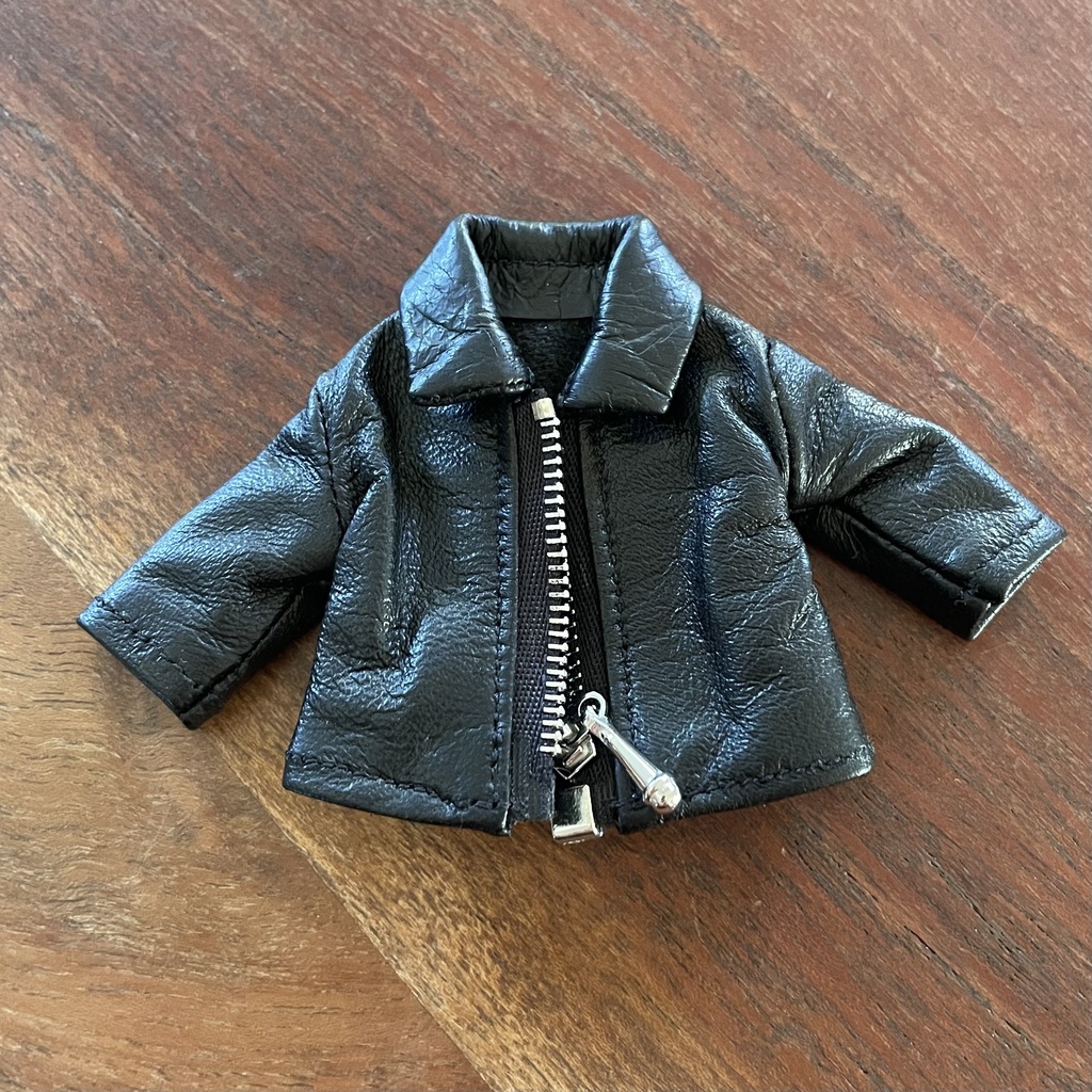 革ジャン　ラム革　黒