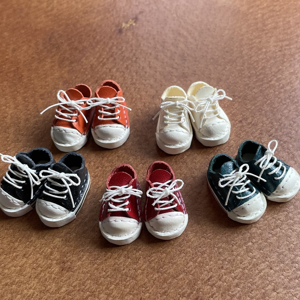 スニーカー オビツ11