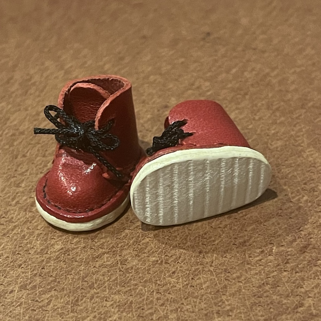 紐ブーツ 白ソール オビツ11