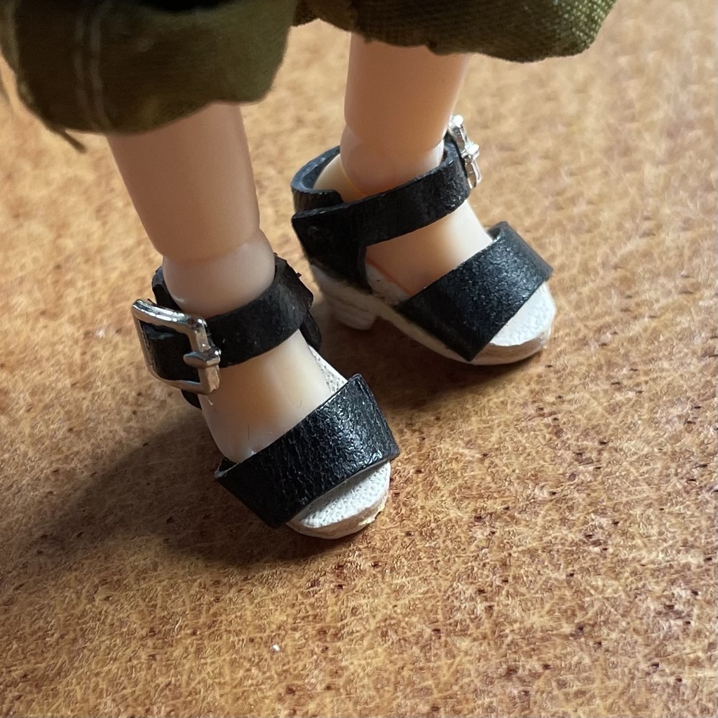 レディースサンダル ねんどろいどどーる