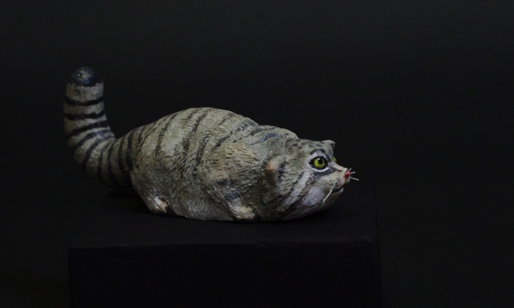 「マヌルネコ」塗装済み　完成品　動物フィギュア