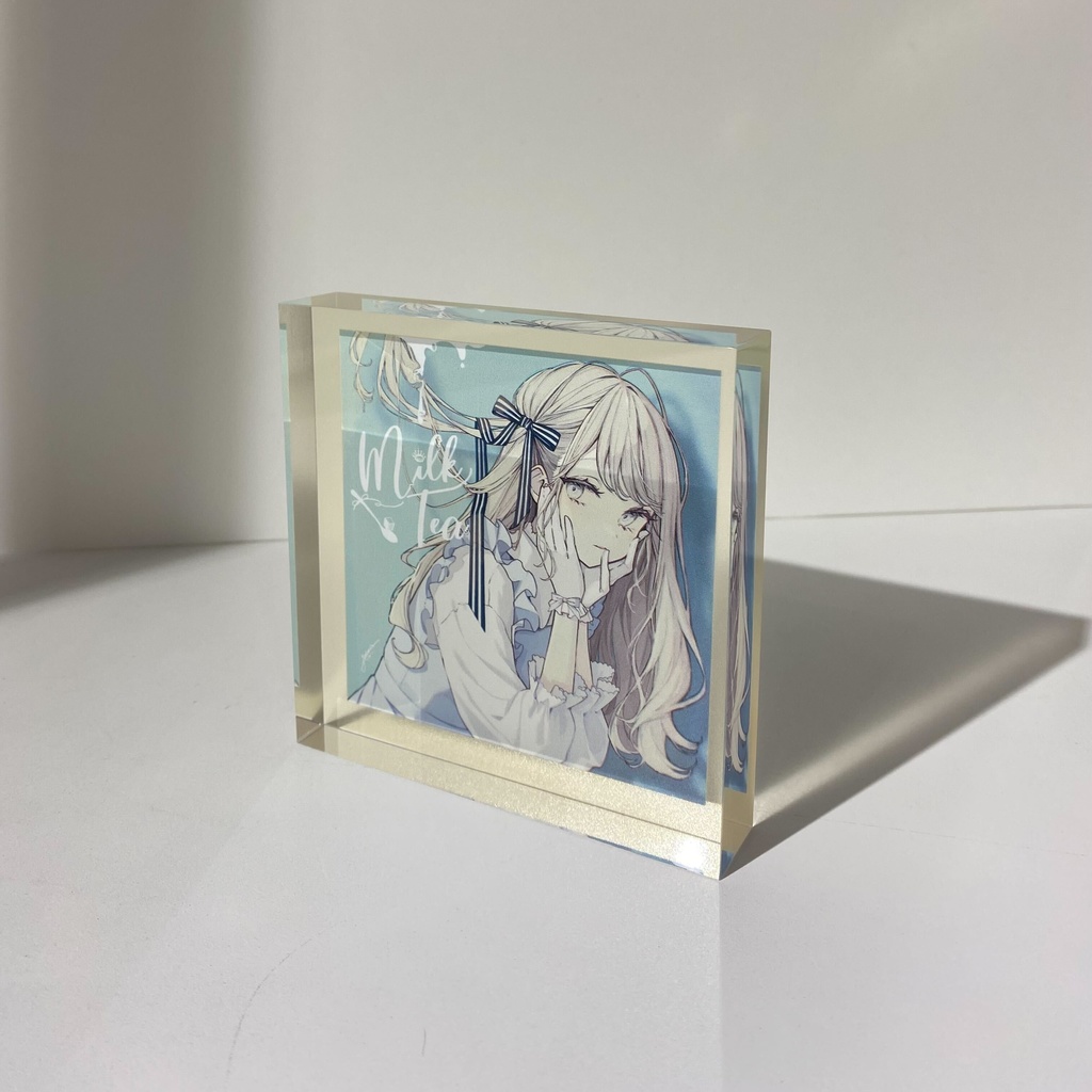 極厚アクリル『Milktea』