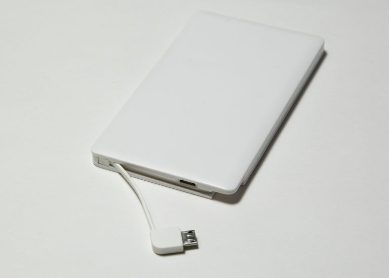 【SALE】ダイナモぴょんぴょんモバイルバッテリー