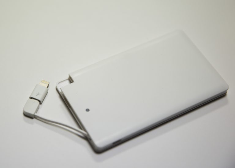 【SALE】ダイナモぴょんぴょんモバイルバッテリー