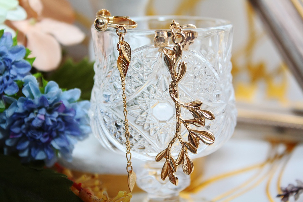 ロビンイメージゴールドイヤリング&ピアス