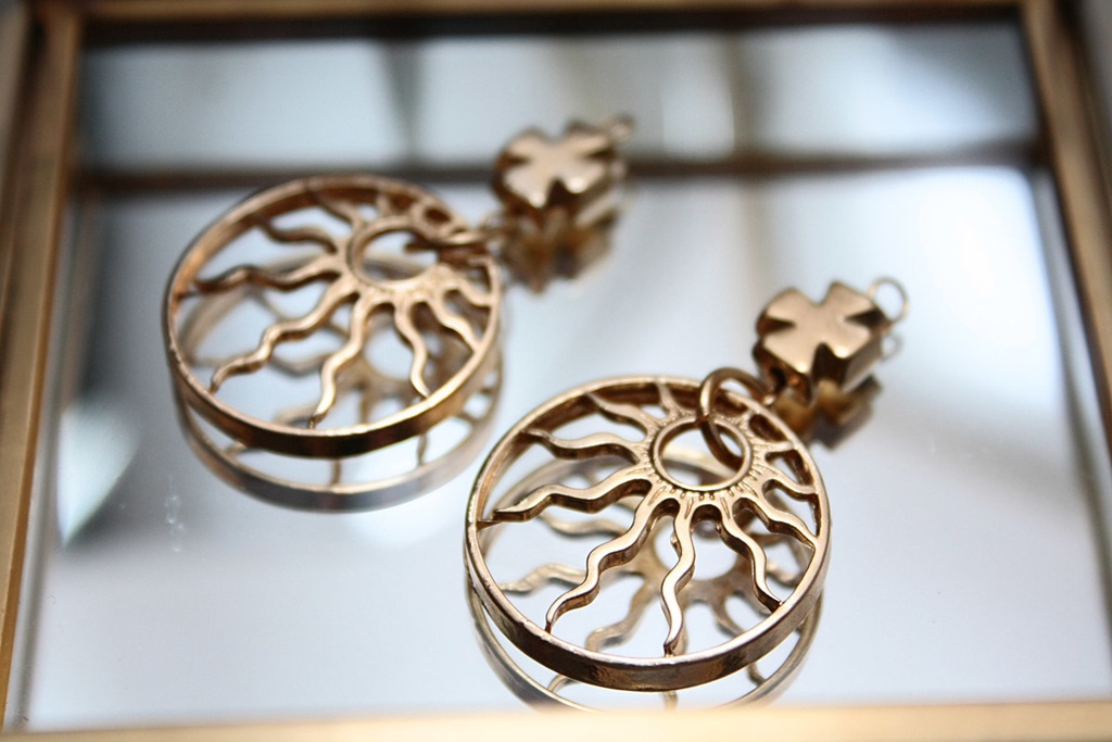 オジマンディアス イメージイヤリング&ピアス