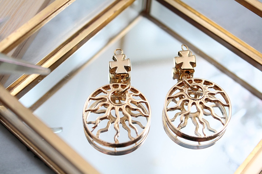 オジマンディアス イメージイヤリング&ピアス