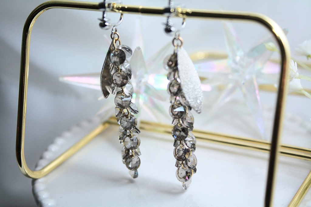 オベロン第二&第三再臨イメージイヤリング&ピアス