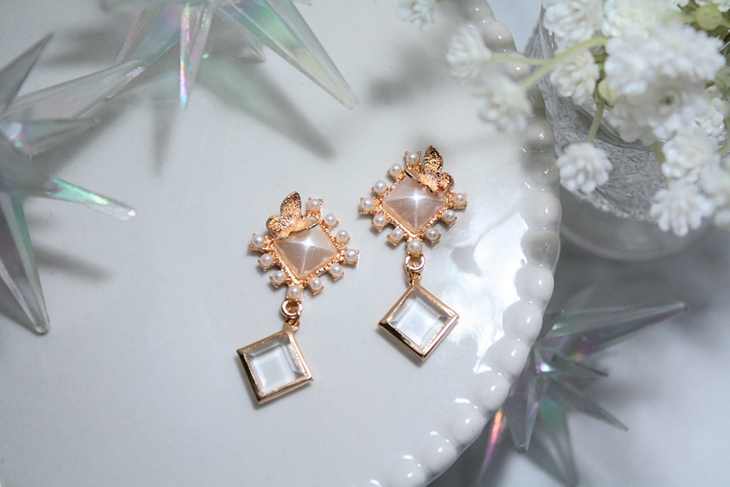 オベロン第二&第三再臨イメージイヤリング&ピアス