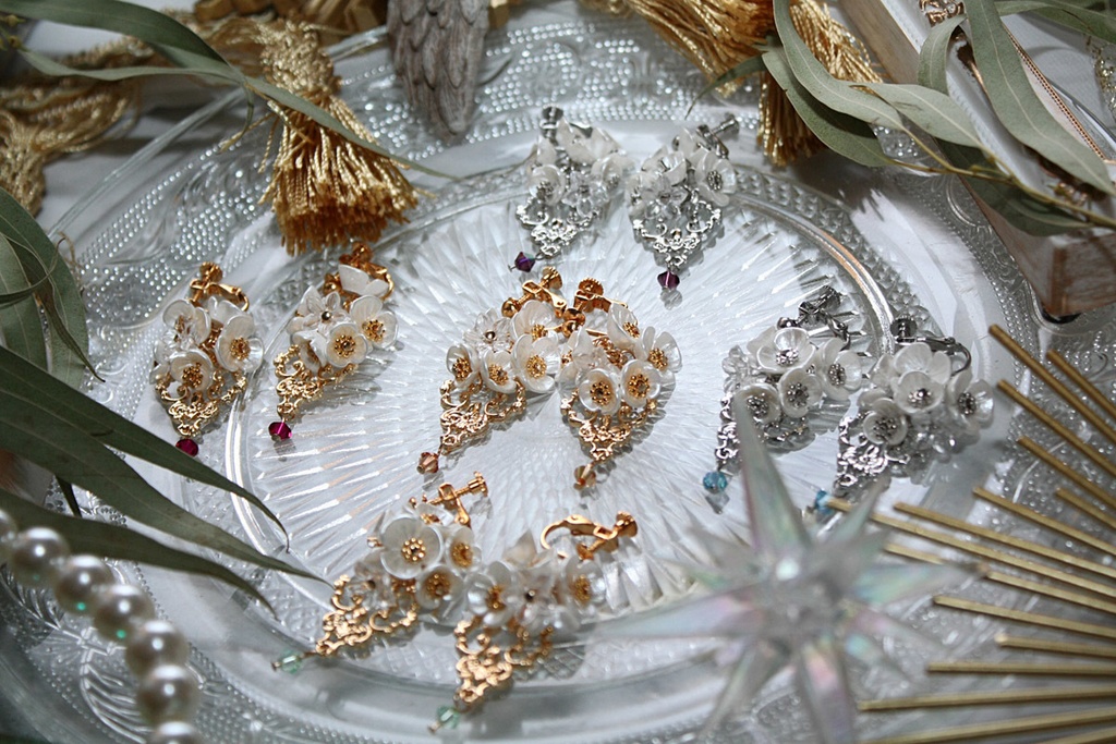 白の魔法使い イメージイヤリング&ピアス