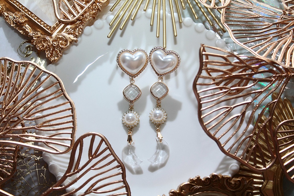 スノウ＆ホワイト イメージイヤリング＆ピアス