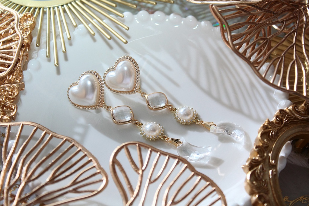 スノウ&ホワイト イメージイヤリング&ピアス