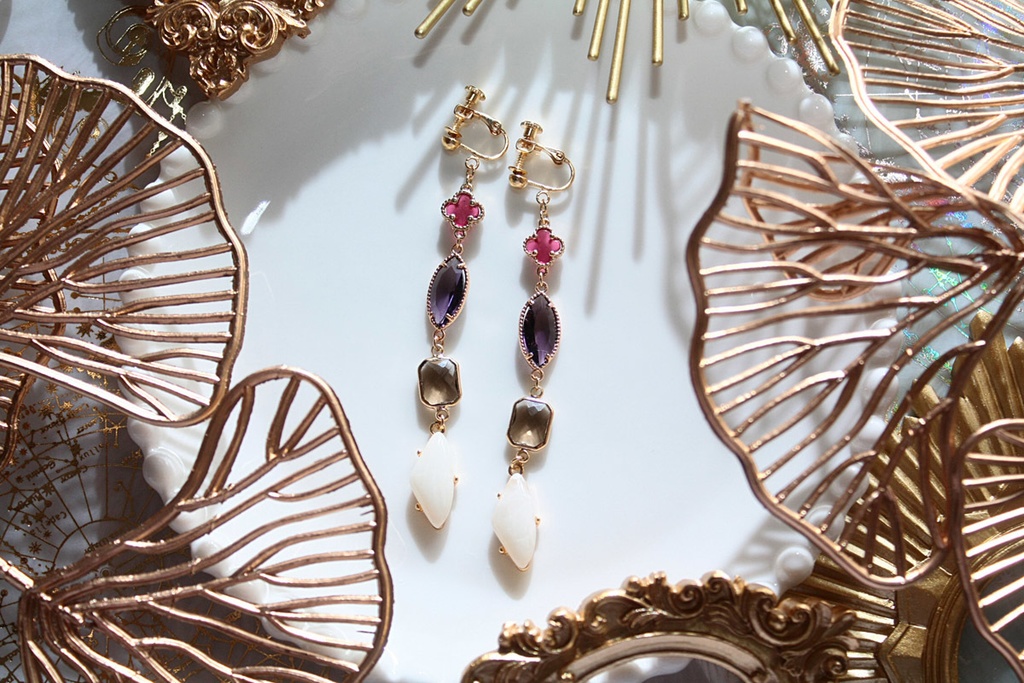 ミスラ イメージイヤリング＆ピアス