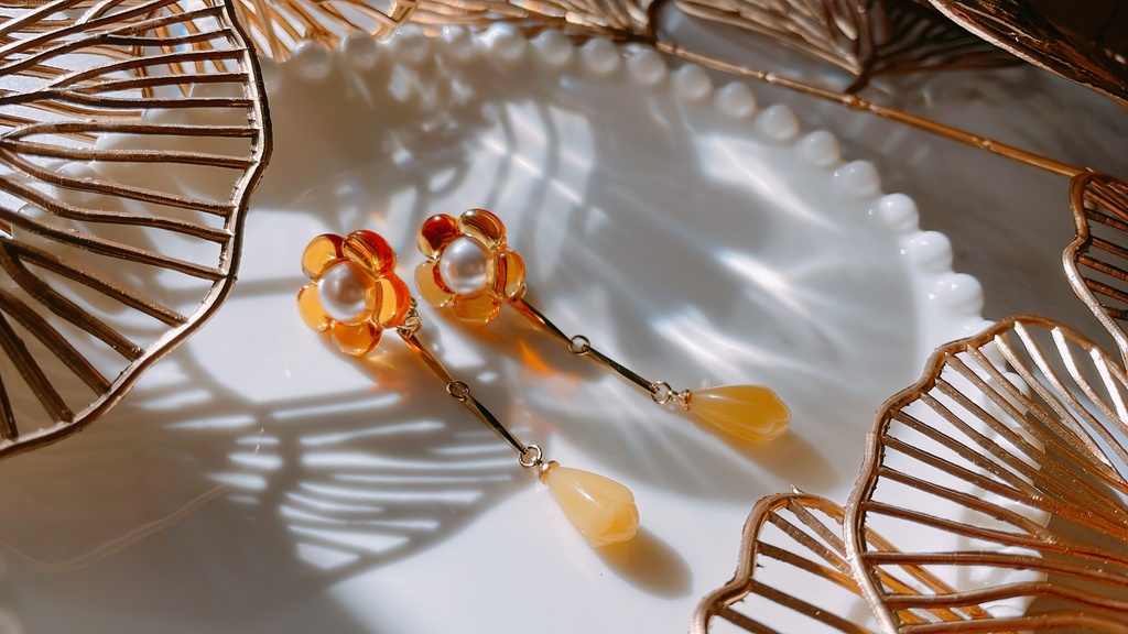 カイン イメージピアス