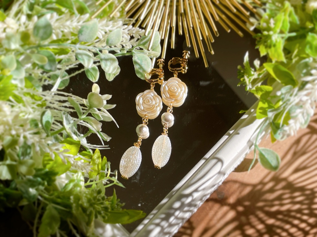 ケットクーミコケル(水着バーヴァンシー)イメージイヤリング&ピアス