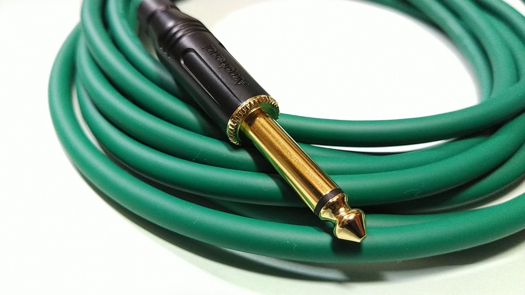 KTFケーブルmodel midori(002P2)