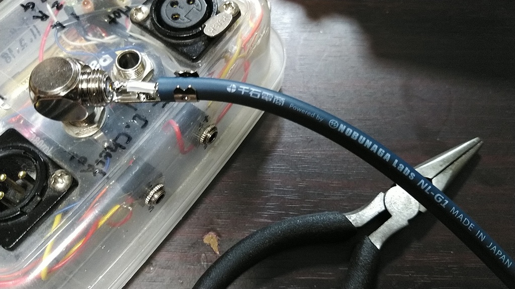 KTFケーブルmodel-JAPAN