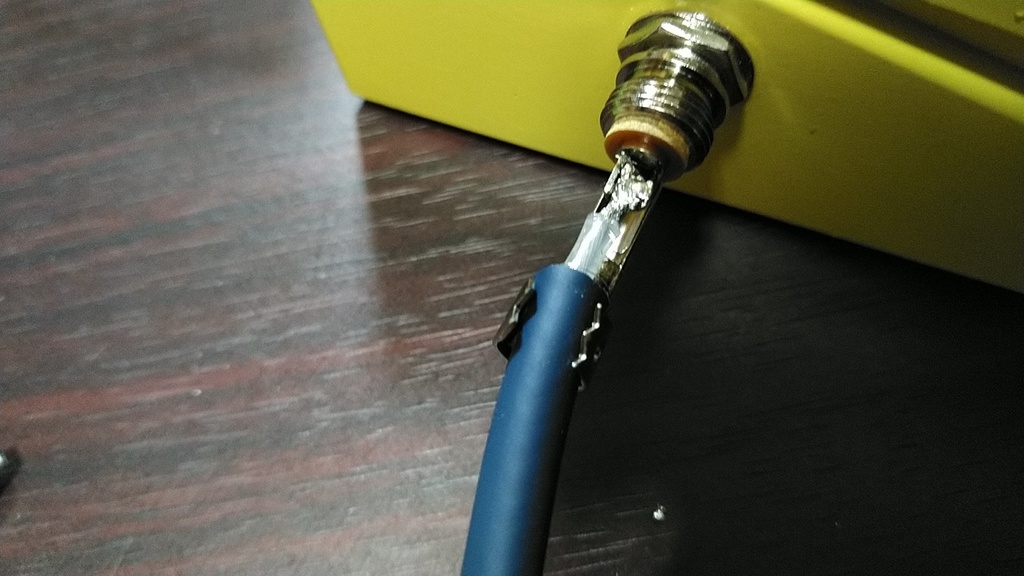 KTFケーブルmodel-JAPAN