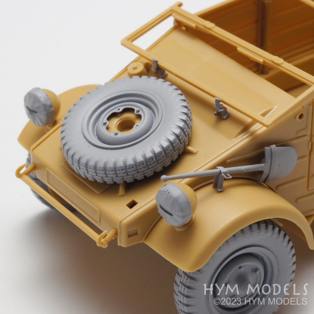 1/35 キューベルワーゲン82型用 自重変形タイヤ+ディテールアップパーツセット
