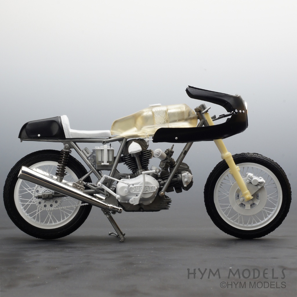 【2026年4月中旬発売予定】1/12 DUCATI 900SS用 750SS改造パーツセット