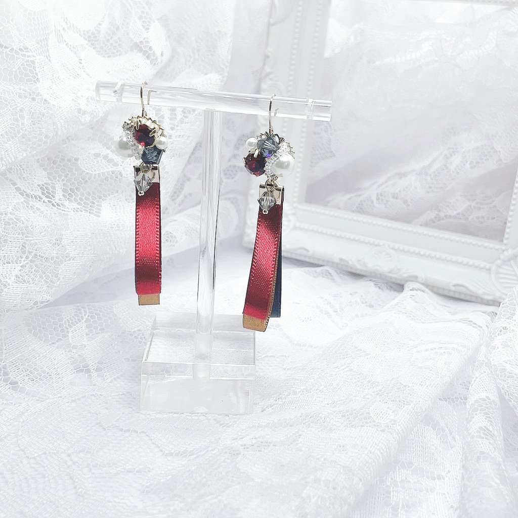 ビジューリボンイヤリング/ピアス【ワールドトリガー】