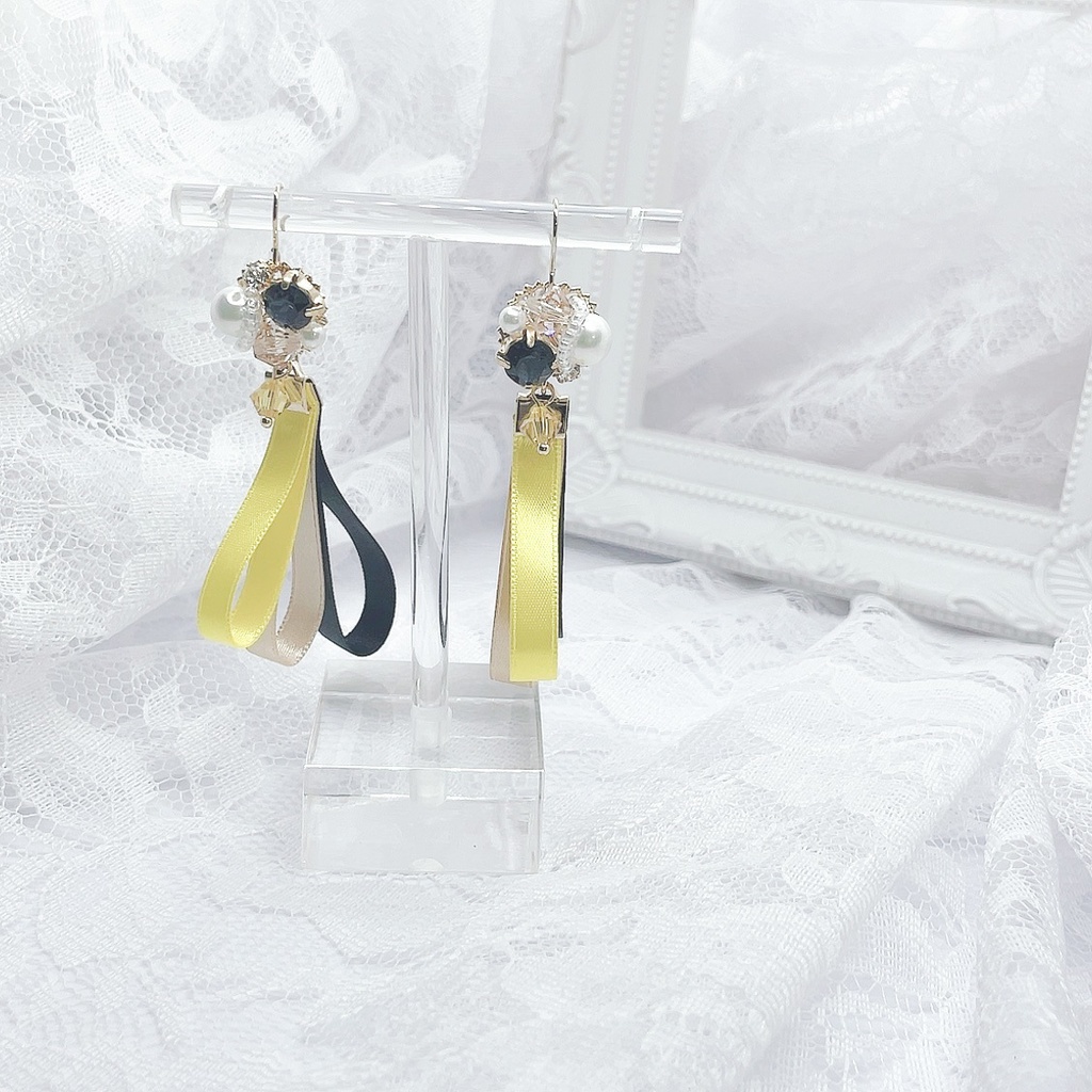 ビジューリボンイヤリング/ピアス【ワールドトリガー】