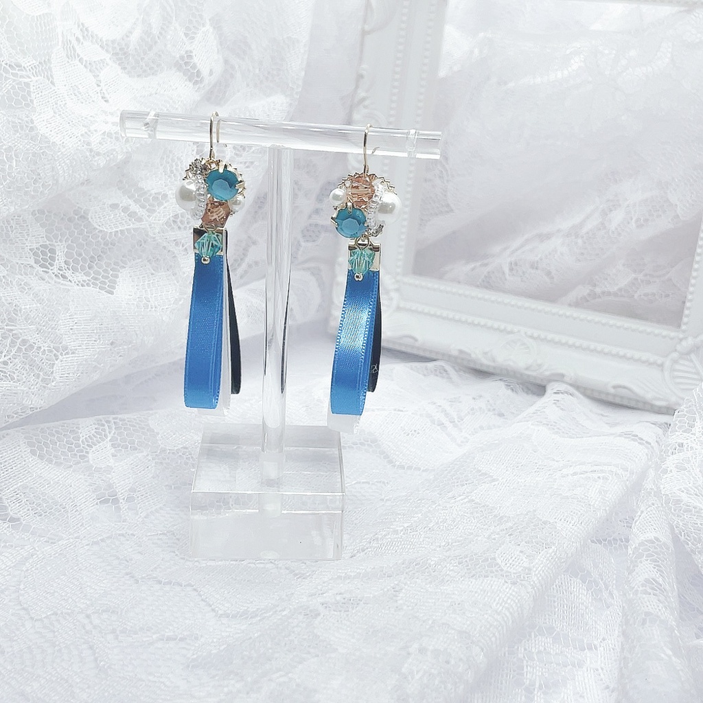 ビジューリボンイヤリング/ピアス【ワールドトリガー】