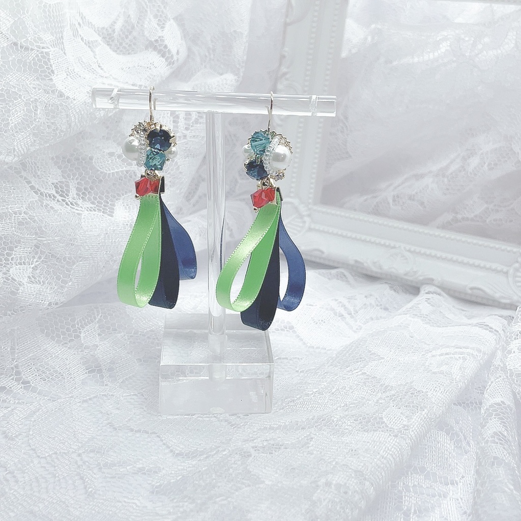 ビジューリボンイヤリング/ピアス【ワールドトリガー】