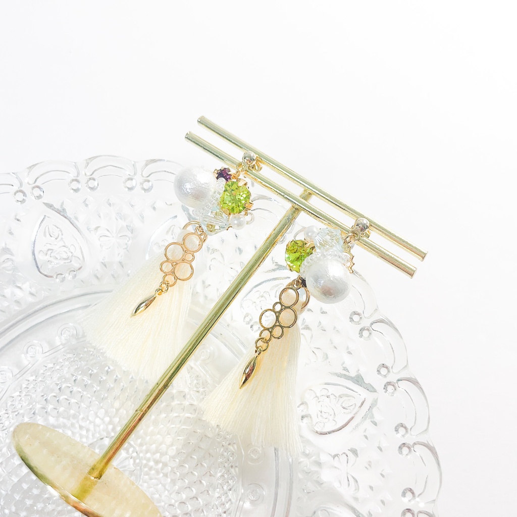 ビジューピアス/イヤリング【渋谷ハジメ/にじさんじ】