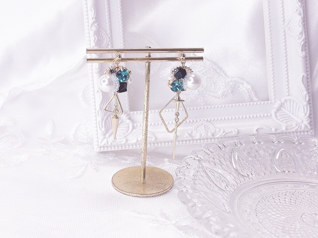 【にじさんじ】4周年グッズビジュアルモチーフイヤリング/ピアス【VΔLZ】